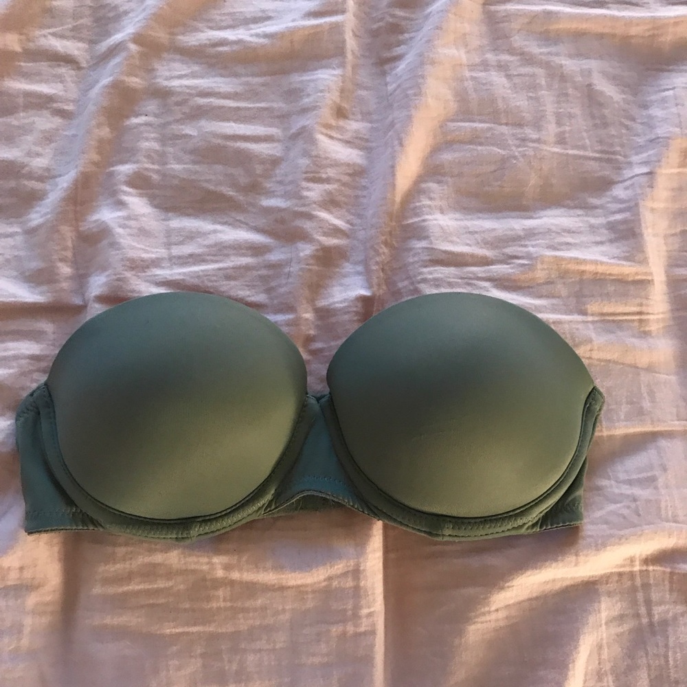 PINK STRAPLESS BRA